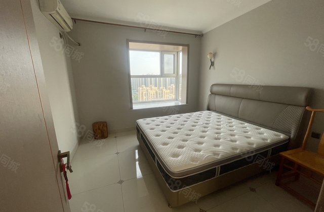 西边户！金田阳光！星光朗岳府西临！开发区！