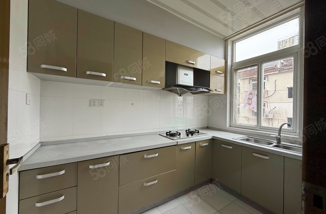 卧龙山庄3室2厅81㎡45万二手房图片