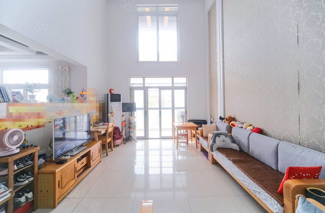 山水湾5室3厅205.12㎡136万二手房图片