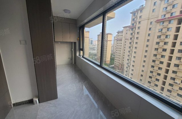 金裕新城 中间楼层 商品房 医疗配套成熟 南北通透 小三居