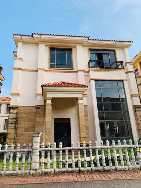 独栋毛坯大别墅中空客厅 送150平私家大花园 康城水郡