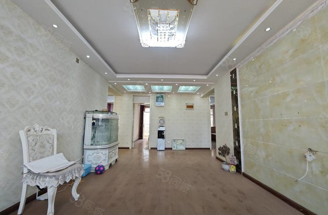 农机公司家属院 产权清晰 交通便捷 居住密度低 小三房