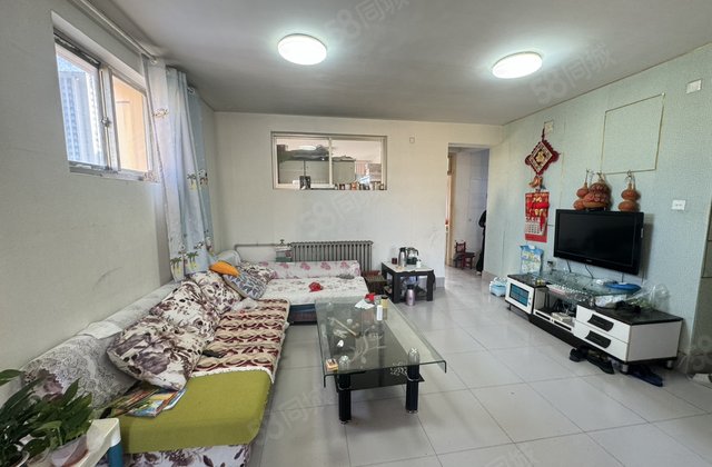 中通客车厂 七中 三室 边户 小区停车方便 阿尔卡 随时看房