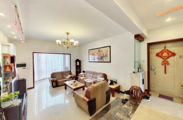 齐力花园4室2厅173.9㎡295万二手房图片