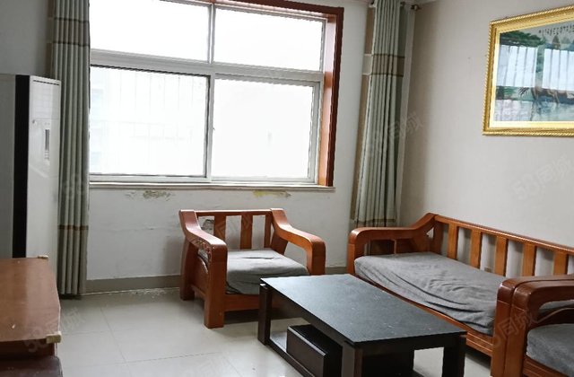 万达附近，桐凤家园，三室两厅，好楼层，阿尔卡迪亚六期