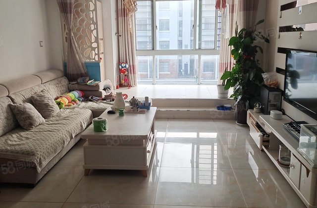 急售!鲁班公寓128平,三室精装,带车库79万