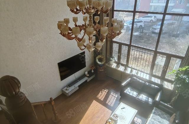 银苑小区5室1厅222㎡110万二手房图片