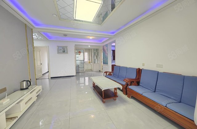 5萬入住  前排 送车位送储 免大税 阿卡6期 精装婚房