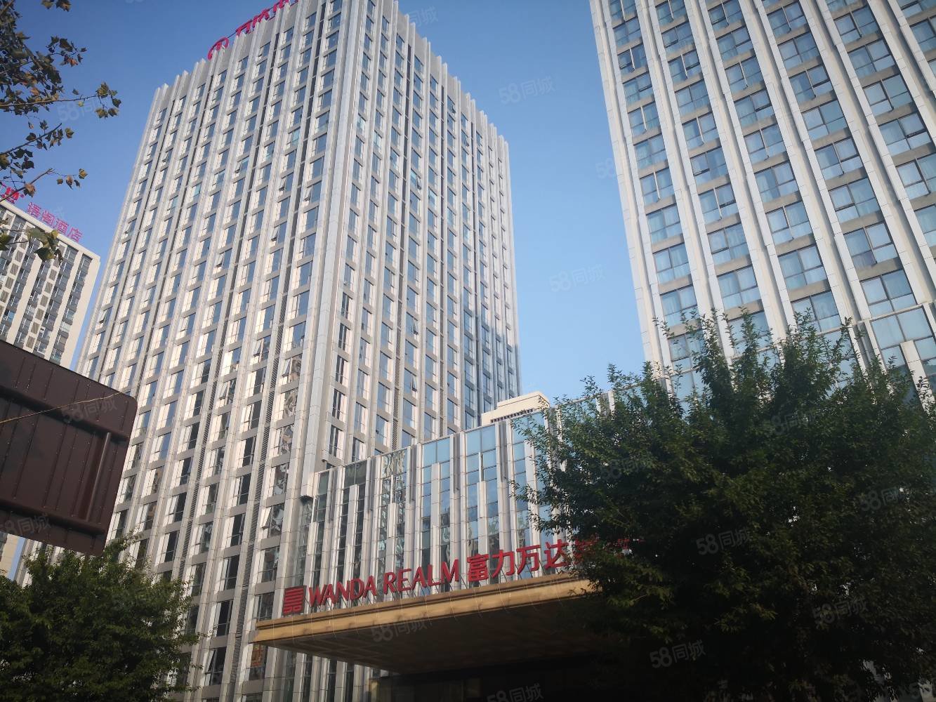 万达soho公寓1室0厅1卫精装修有空调