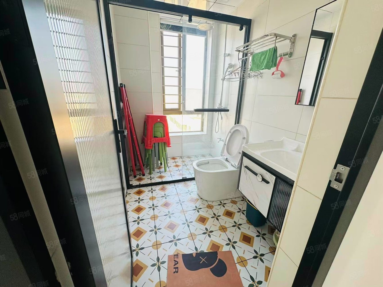 锦宅领地3室2厅2卫96.8㎡南69万