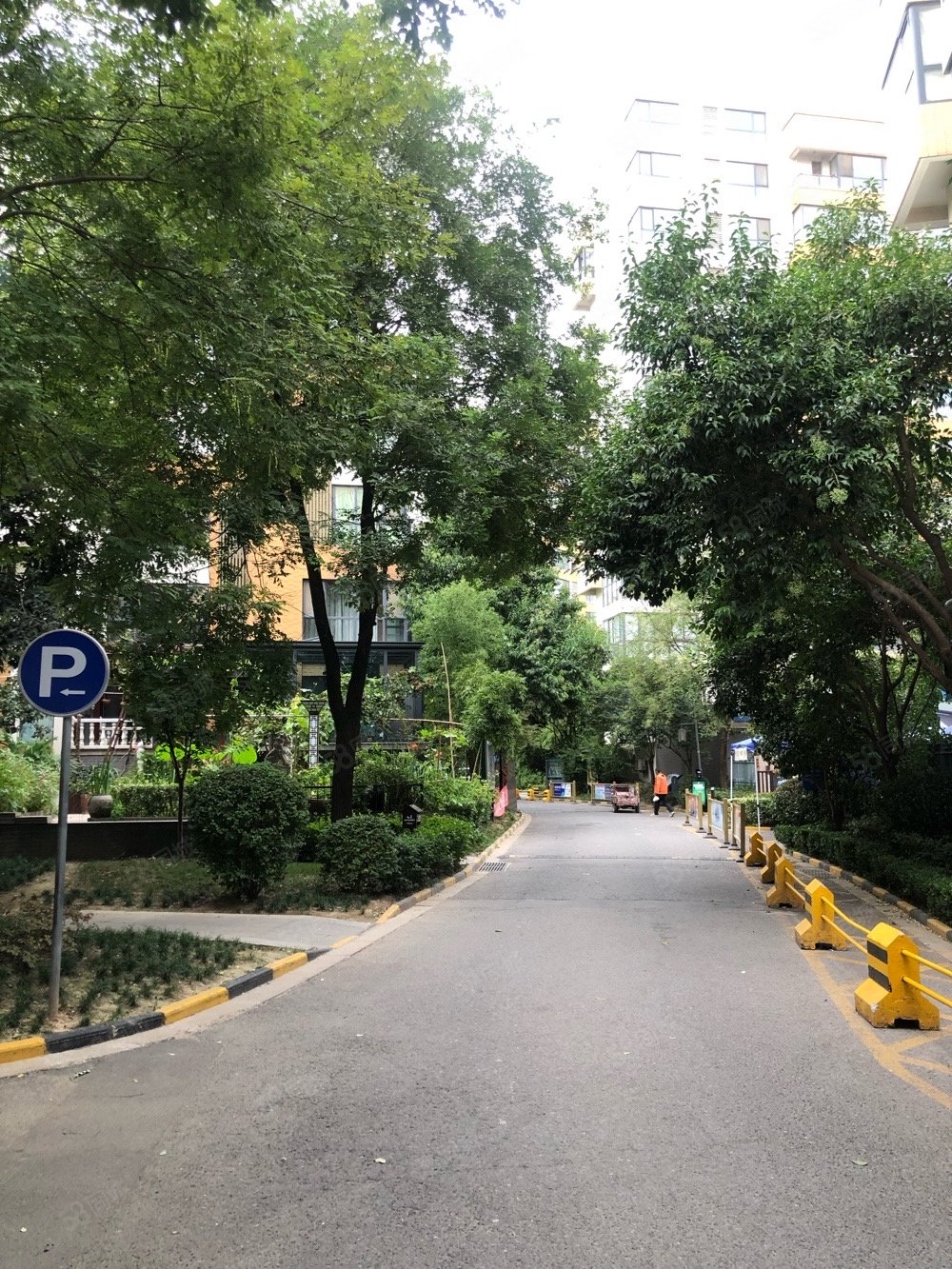 浐灞半岛碧水澜庭a4区2室2厅1卫89.49㎡南125万