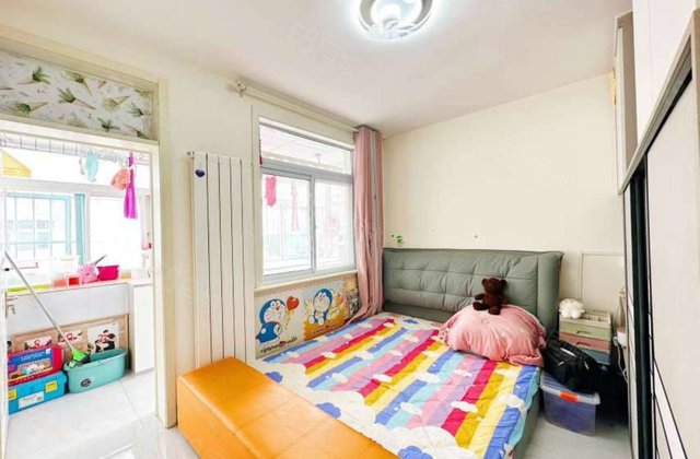 市医院附近 王口小区 精装婚房 中间楼层   可按揭