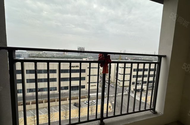 绿都中梁青云赋3室2厅123㎡78万二手房图片