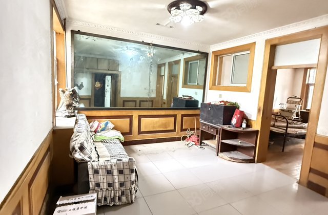 文轩中学 龙山北区 检察院 好楼层 两室两厅免大税急售可按揭