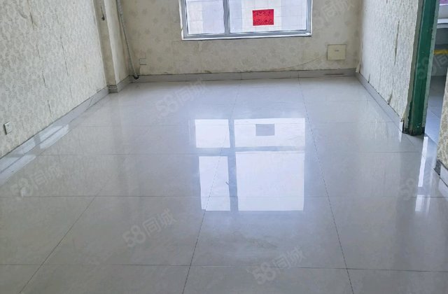 诚意出 近医院 交通便捷 商业配套成熟 板楼 合适可谈