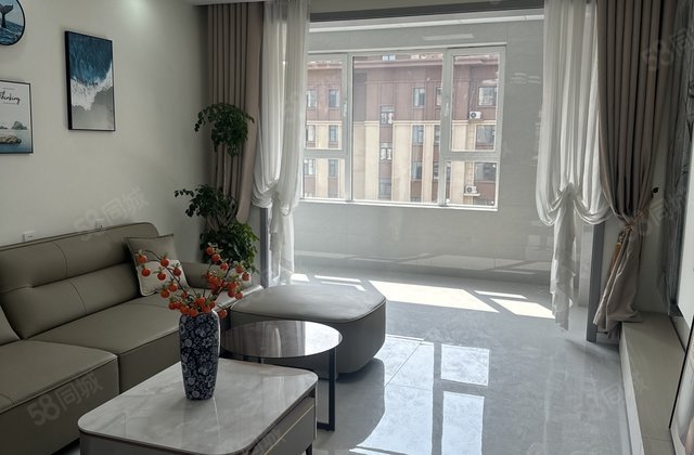 城市花苑4室2厅135㎡79万二手房图片