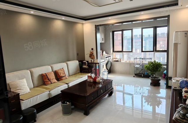 城发凤凰城4室2厅136㎡89万二手房图片