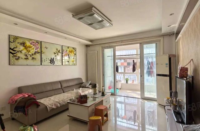 一诺林花小筑 3室2厅 电梯房 102平 看房方便 有钥匙