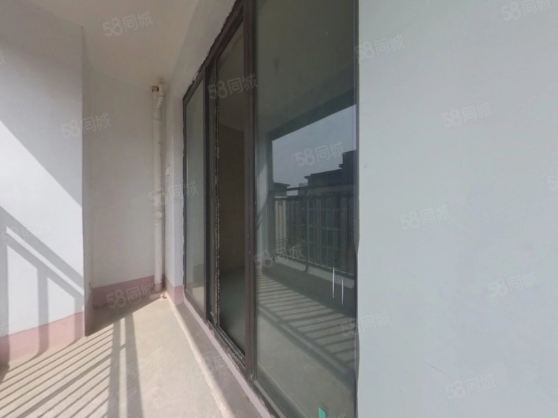 建业心怡苑3室2厅2卫122㎡南北98万