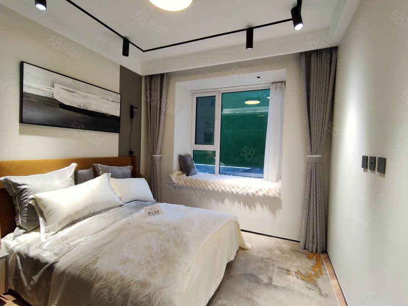 紫晶珑悦园 期房 均价13500起 总价110左右 北师