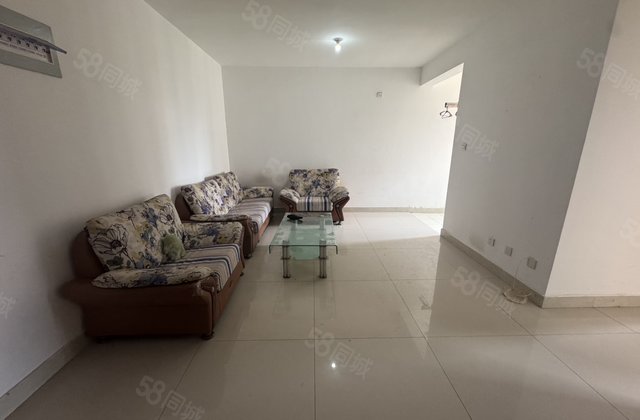 水岸花语，莲湖新城旁，董付南区，好楼层，送储藏室