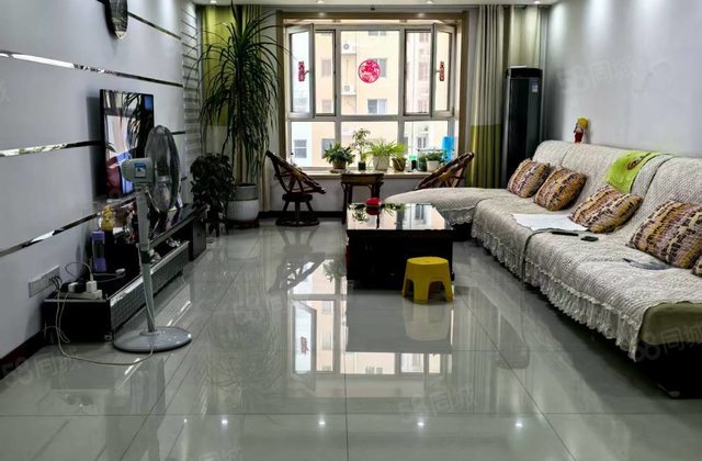 旭升一号华庭3室2厅139.57㎡83.7万二手房图片