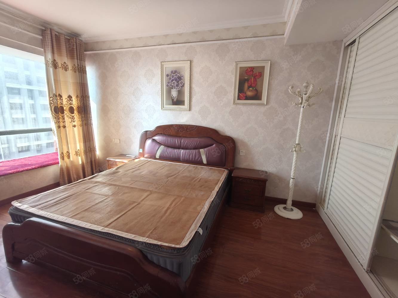 奥林清华3室2厅1卫124㎡南北63万