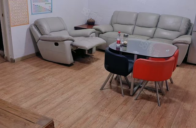 新时代小区3室2厅1卫97平方 76万