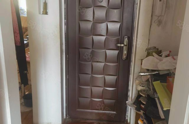 二三小区3室1厅110㎡65万二手房图片