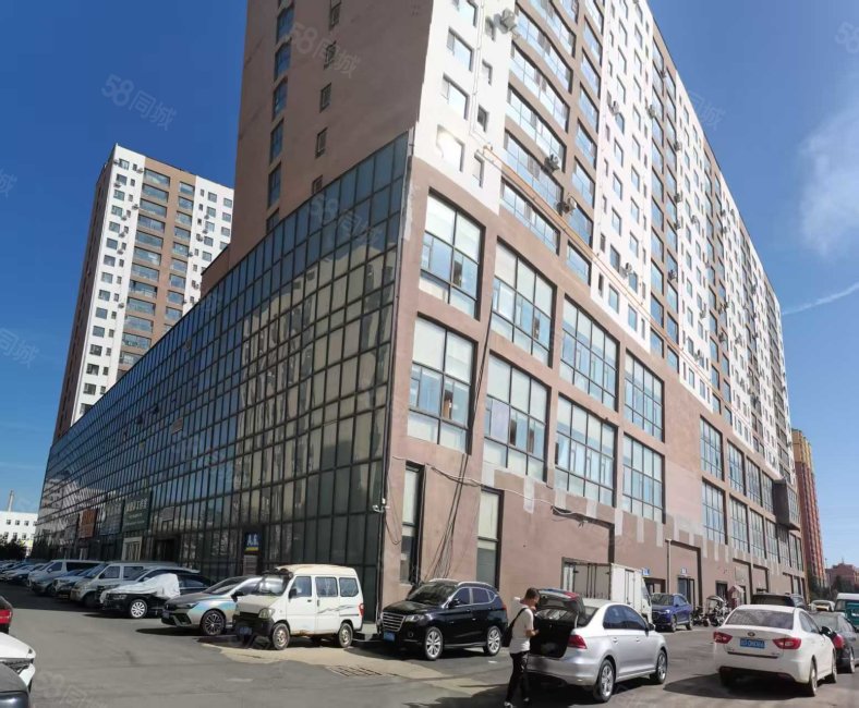 电子商务大楼1室1厅1卫53.99㎡南18.5万