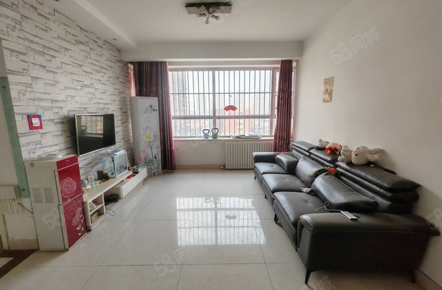 市医院 香江 实验 育红 少有边户 带储藏室车位