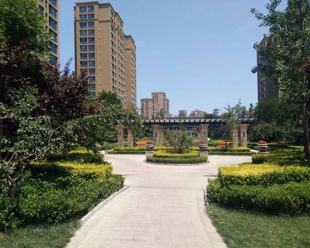 德润绿城百合园