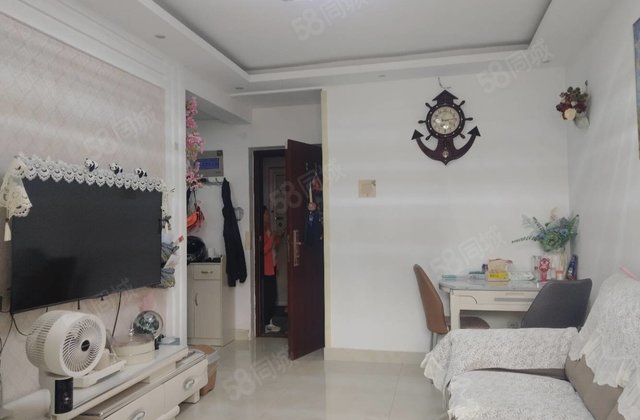 急售，精装修，送全屋家具家电，水岸花语，莲湖新城
