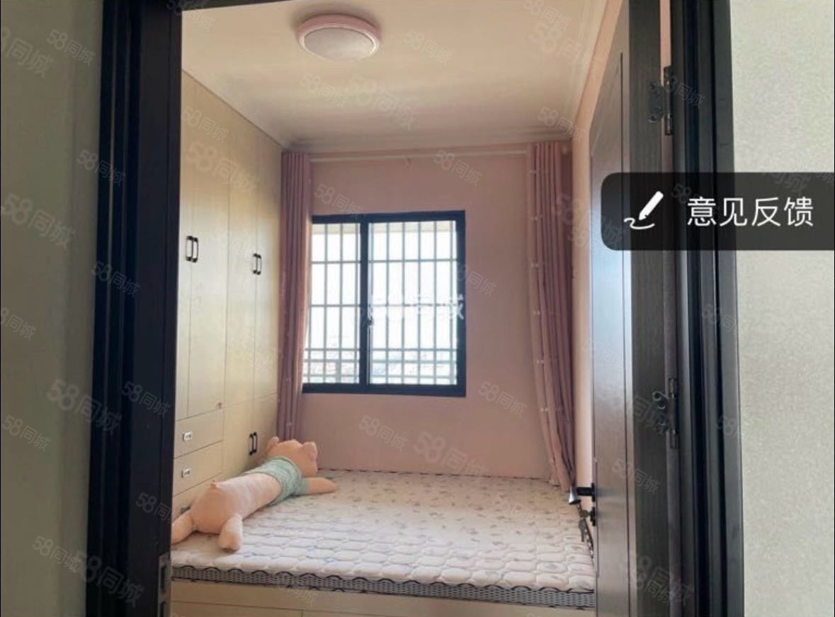 国贸小区3室2厅1卫101㎡南北59.8万