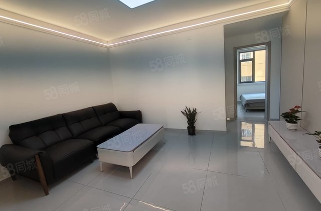 兴华路   东昌 多层地暖房 精装三室 聊建家属院 市委