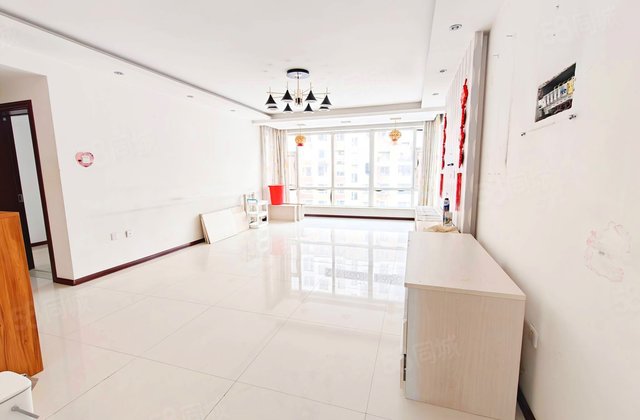 东方之珠3室2厅138.95㎡95万二手房图片