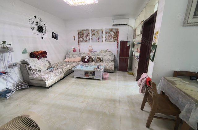 贼啦便宜 可4萬入住办完 婚房 莲湖花园 五中~水城小