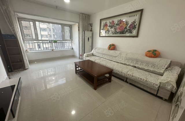 光明七中 阿卡三期三居室 中间楼层 采光好 户型好，急售