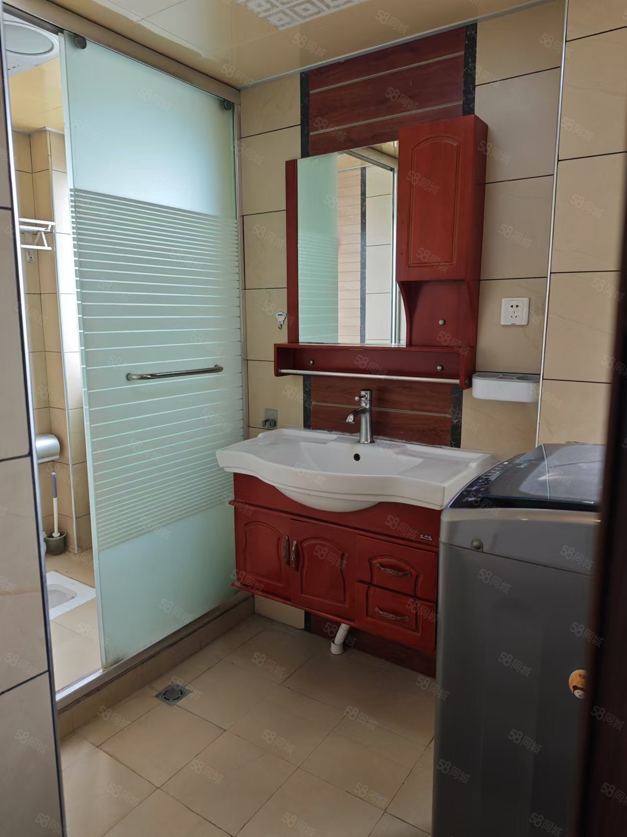 华丰名苑3室2厅1卫125㎡南北78万