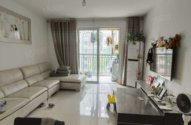 望湖西湖馨苑中间好楼层采光好 可拎包入住 配套成熟 商品住宅