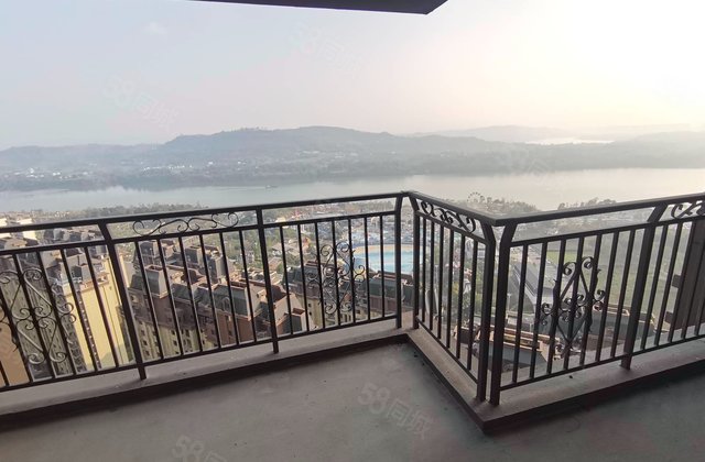 花滩世纪华府3室2厅120㎡66万二手房图片