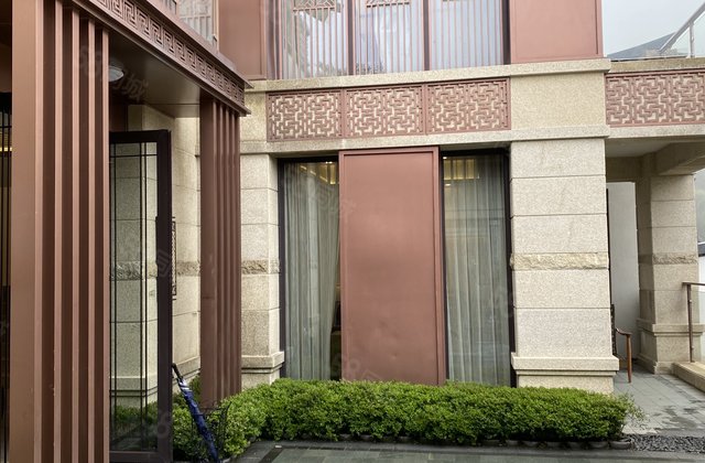 世茂泰禾青云小镇 大樟溪畔 温泉独院别墅 天然氧吧