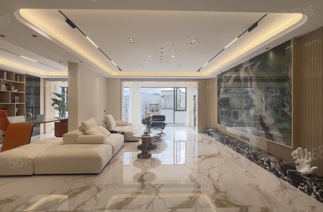 保山吾悦广场4室2厅175㎡71.6万二手房图片