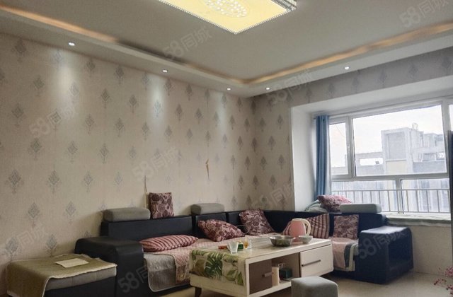 急售精装修，买房无压力，阿卡迪亚四期，水晶丽城