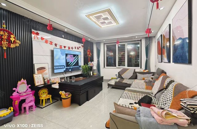 春光小区(三区)2室2厅87㎡55.5万二手房图片