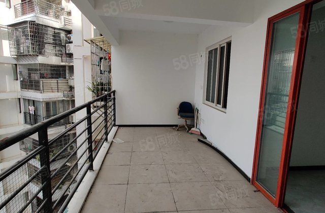 鑫焱凯旋门3室2厅140.08㎡159.8万二手房图片