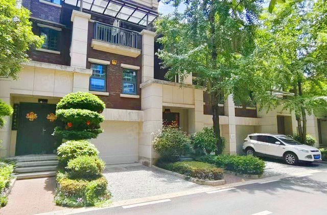 三利麓山城阅庐4室2厅291.73㎡550万二手房图片
