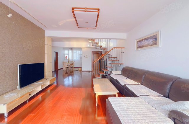 怡通家园5室2厅225.15㎡150万二手房图片