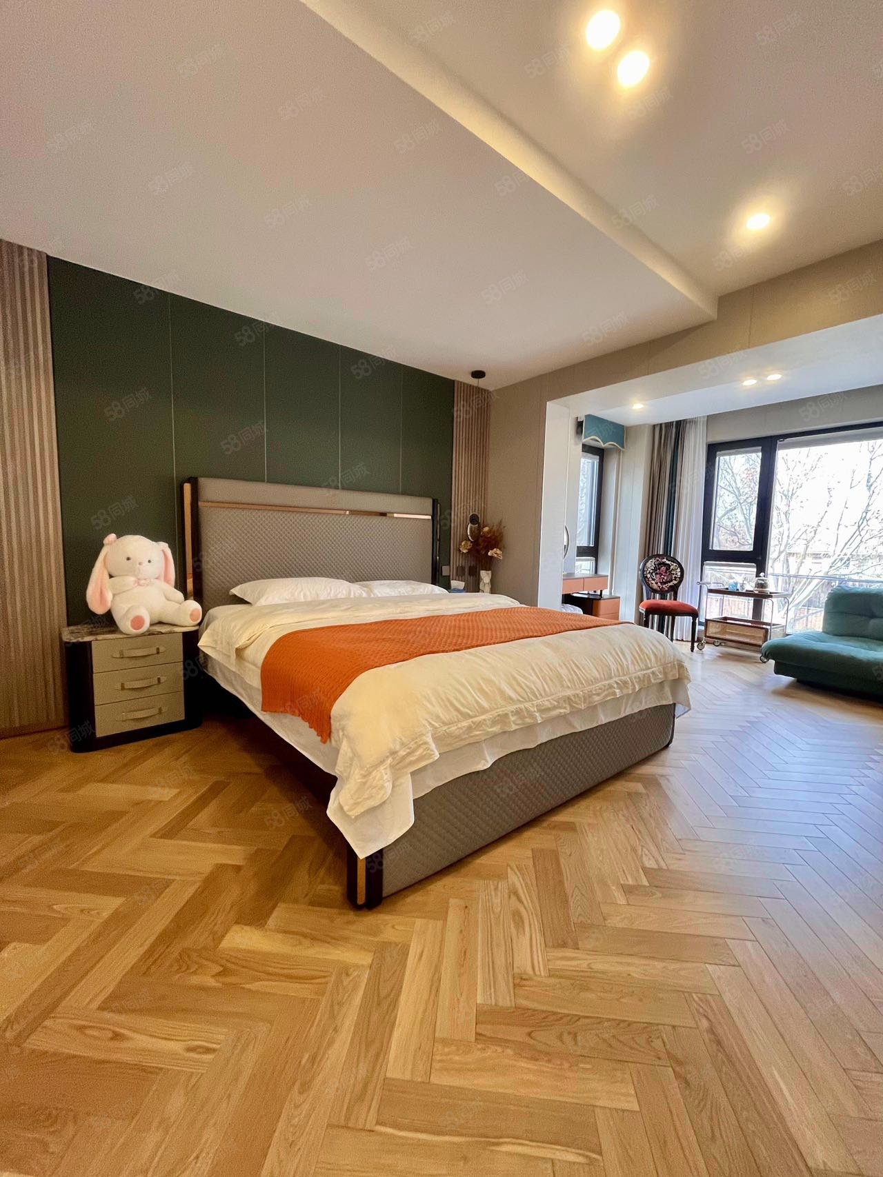 澳景園5室3廳5衛(wèi)486㎡南北2800萬