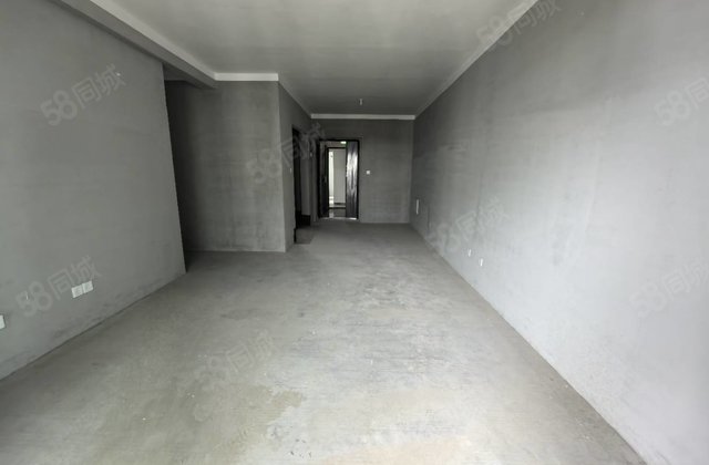 万达天空之城3室2厅112㎡48万二手房图片